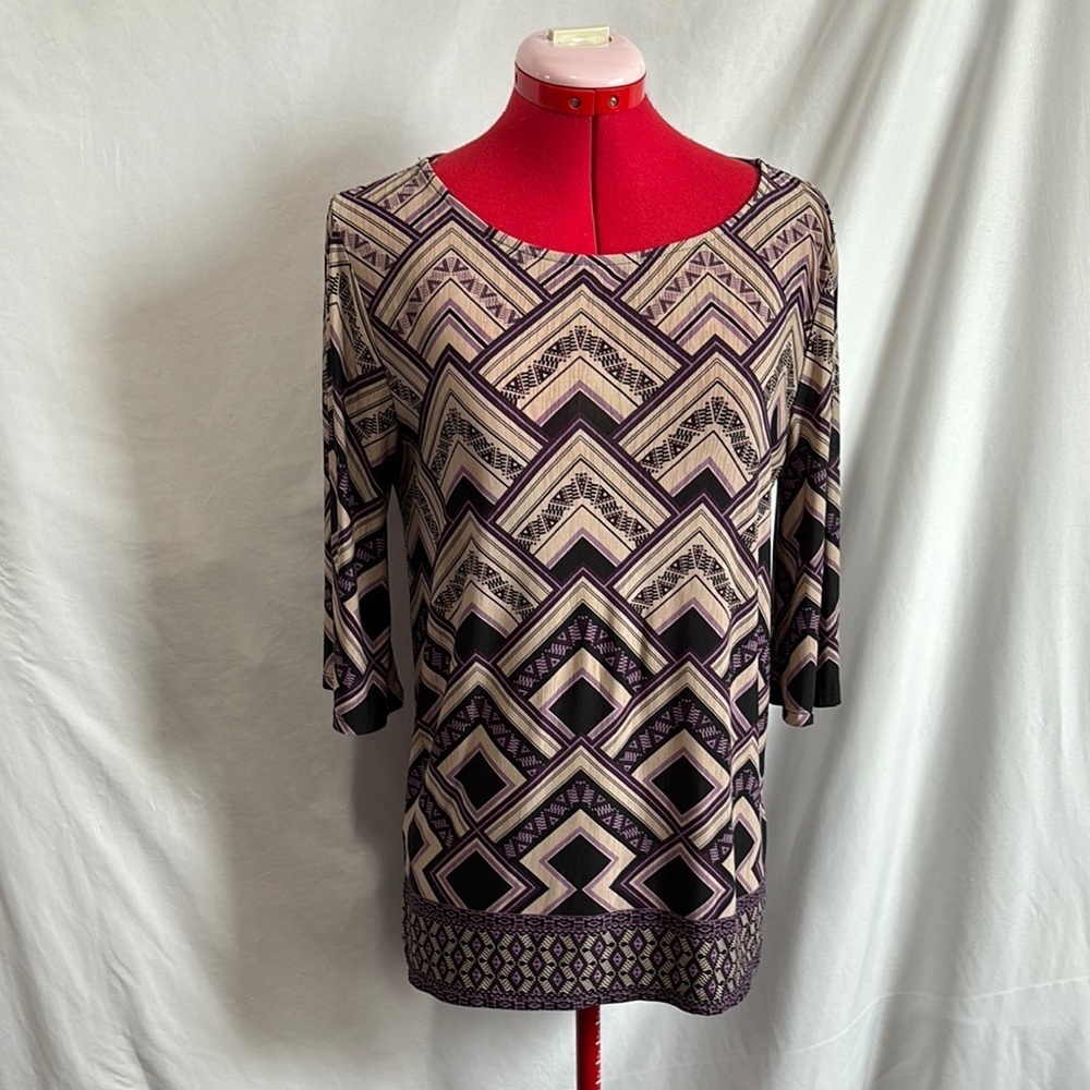 MM17 Purple and Cream Graphic Tunic with 3/4 Sleeves